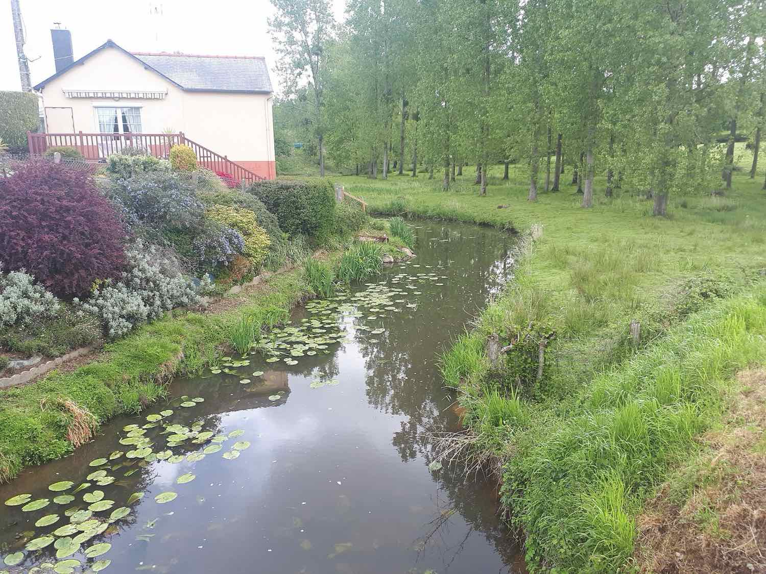 Le Doueff, rivière qui traverse Mauron