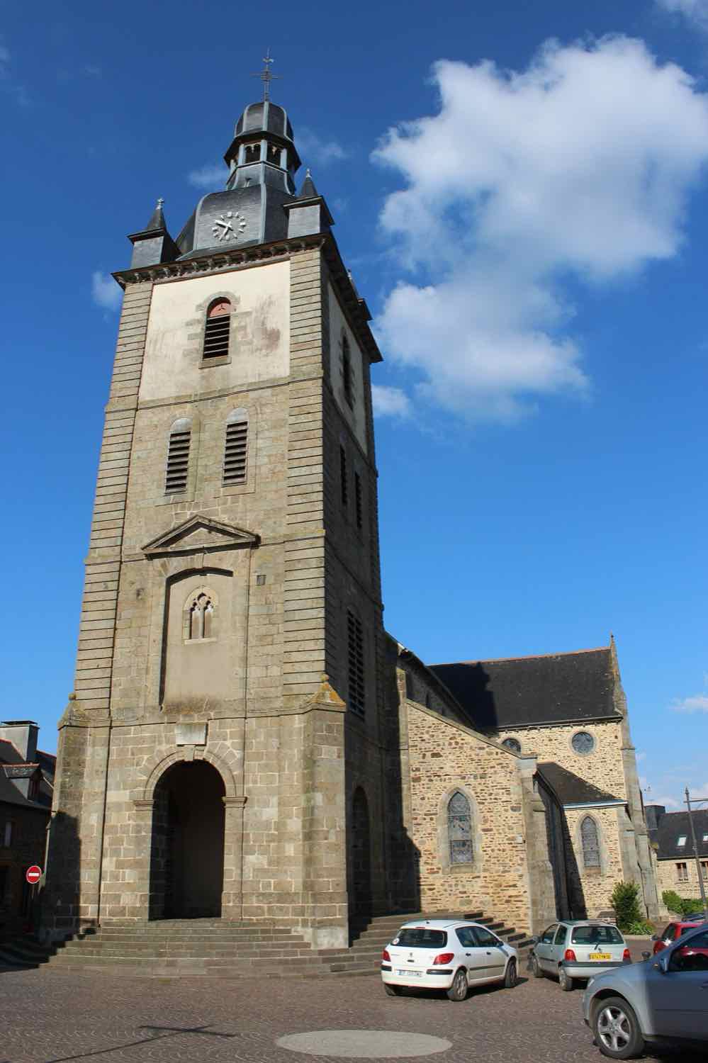 L'église Saint-Pierre de Mauron-en-Brocéliande